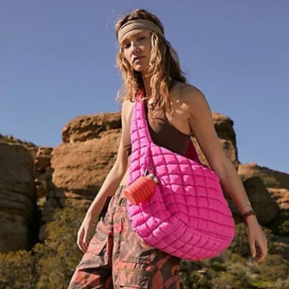 Free People FP Movement Quilted Carryall Pink Bubblegum  - FACTORY SEALED - Picture 10 of 16